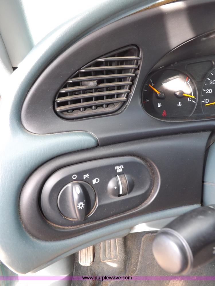 image for item I9194 1997 Ford Taurus GL