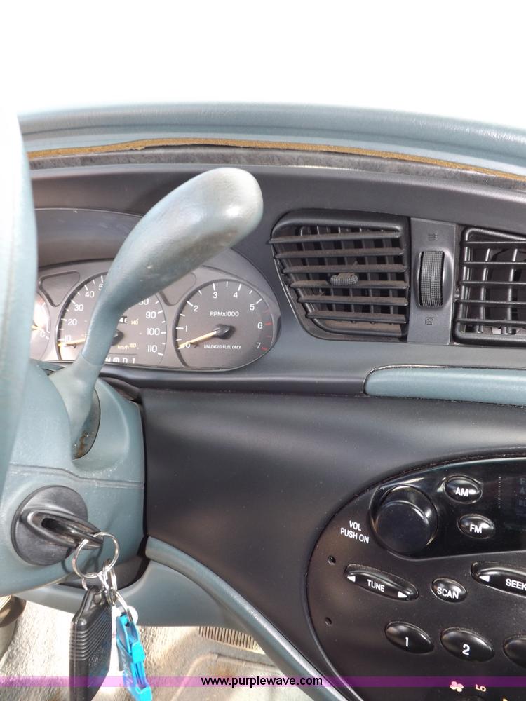 image for item I9194 1997 Ford Taurus GL