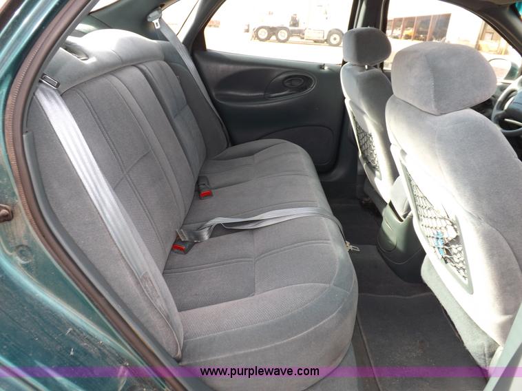image for item I9194 1997 Ford Taurus GL