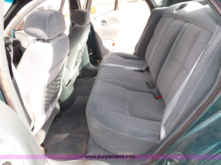 image for item I9194 1997 Ford Taurus GL