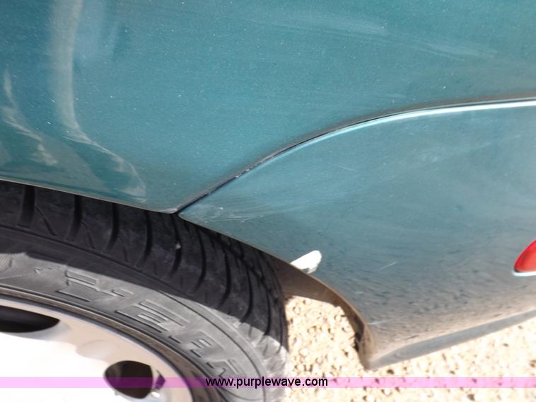 image for item I9194 1997 Ford Taurus GL