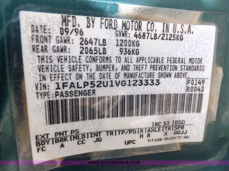 image for item I9194 1997 Ford Taurus GL