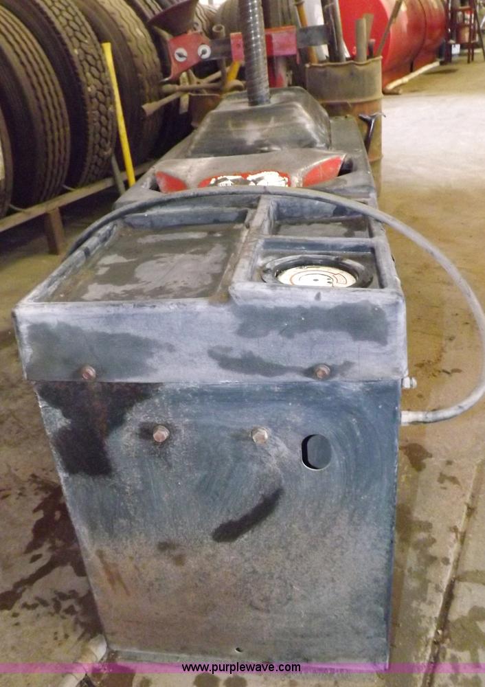 image for item I9195 Coats 4050A tire machine