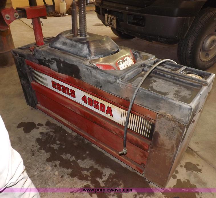 image for item I9195 Coats 4050A tire machine