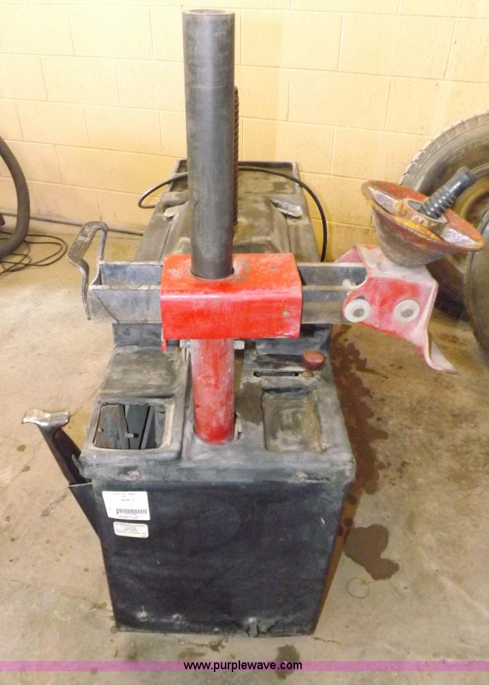 image for item I9195 Coats 4050A tire machine