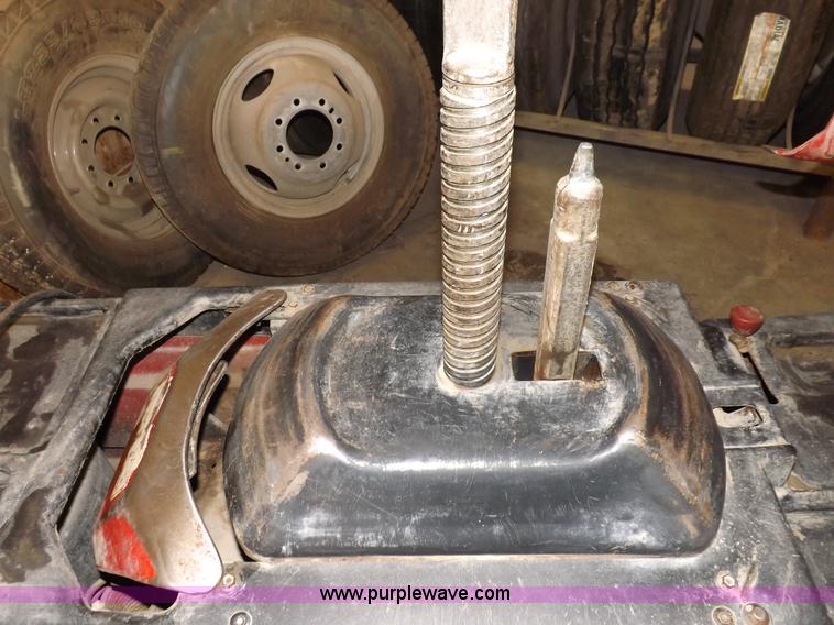 image for item I9195 Coats 4050A tire machine