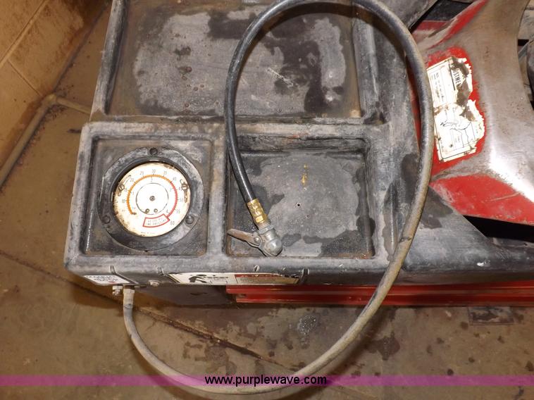 image for item I9195 Coats 4050A tire machine