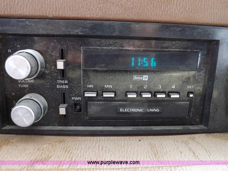 image for item I9196 1990 Chevrolet G30 transit vehicle