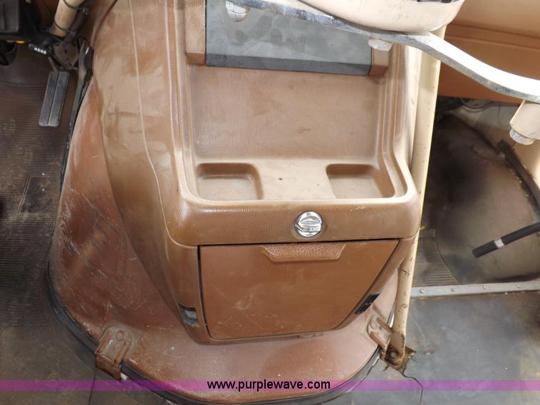 image for item I9196 1990 Chevrolet G30 transit vehicle