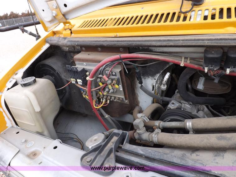 image for item I9196 1990 Chevrolet G30 transit vehicle