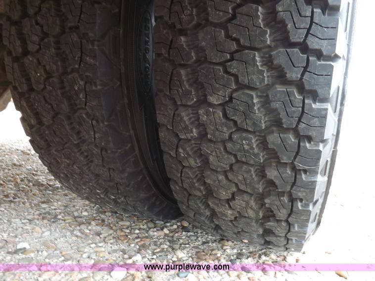 image for item I9196 1990 Chevrolet G30 transit vehicle