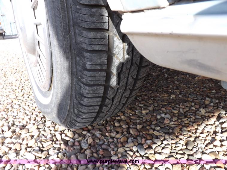 image for item I9200 1988 Ford Crown Victoria