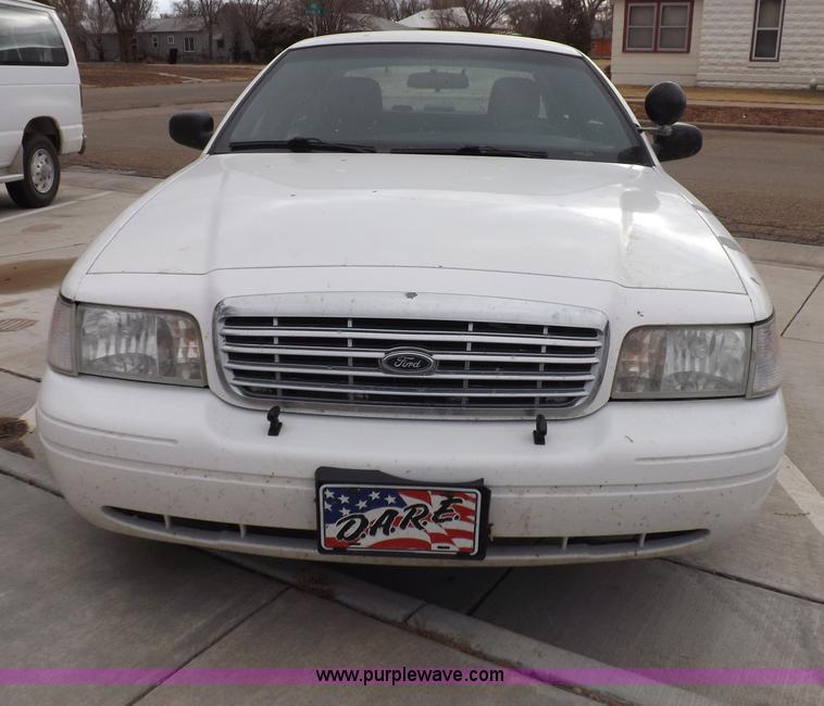 image for item I9204 2006 Ford Crown Victoria Police Interceptor