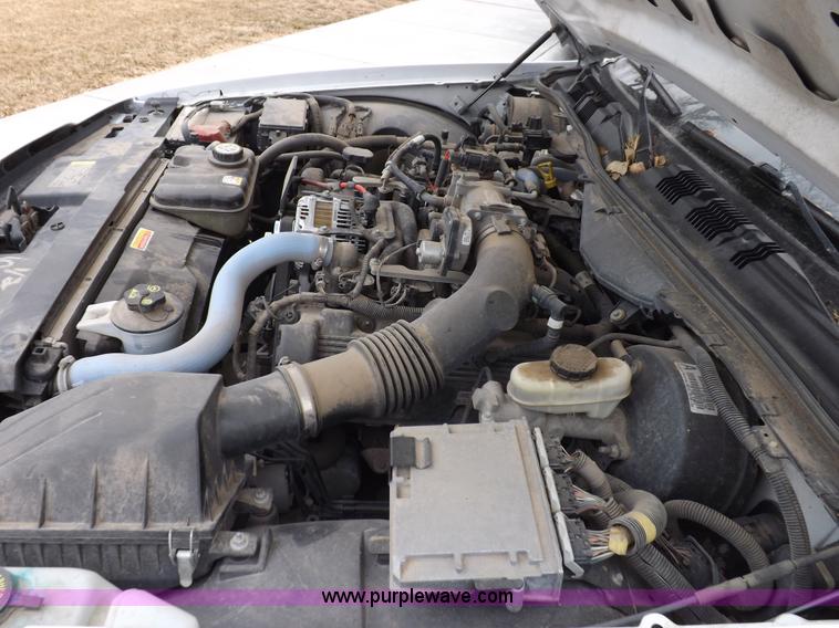 image for item I9204 2006 Ford Crown Victoria Police Interceptor