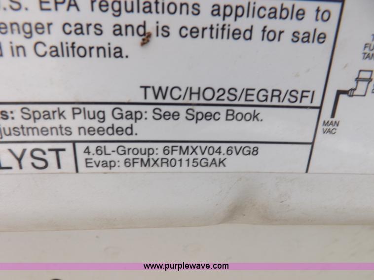 image for item I9204 2006 Ford Crown Victoria Police Interceptor