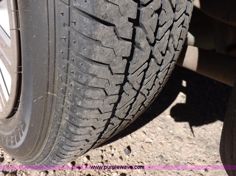 image for item I9210 2005 Ford Crown Victoria Police Interceptor