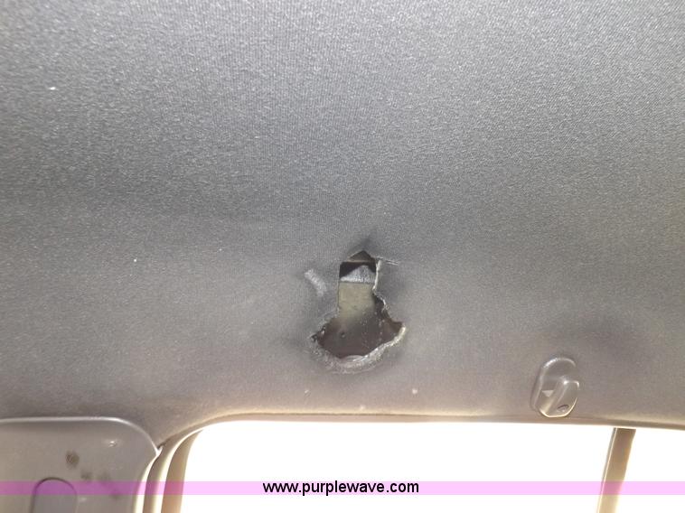 image for item I9210 2005 Ford Crown Victoria Police Interceptor