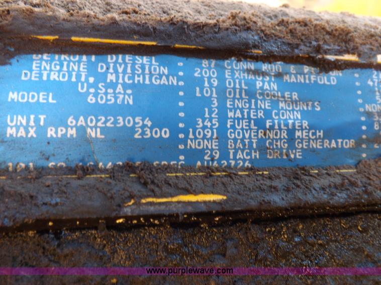 image for item I9211 1971 John Deere 860 elevating scraper