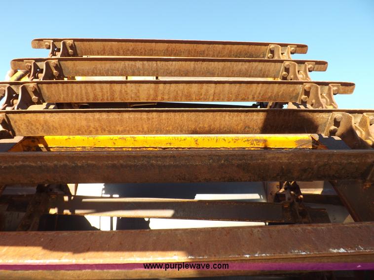 image for item I9211 1971 John Deere 860 elevating scraper