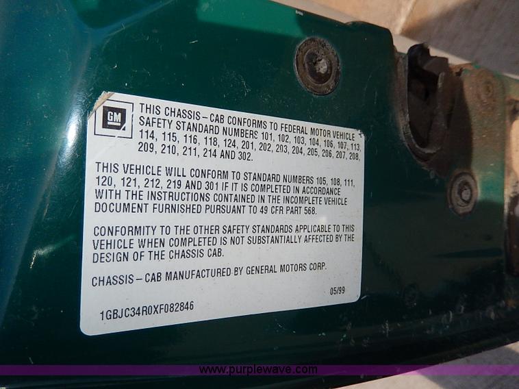 image for item I9439 1999 Chevrolet 3500 dump bed truck