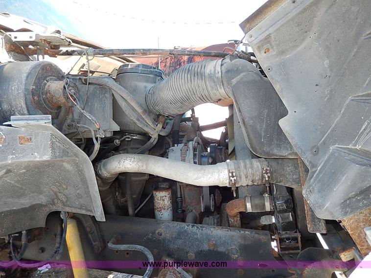 image for item I9468 1995 Ford F800 dump truck