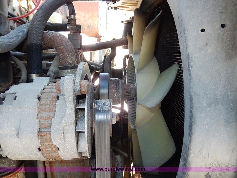 image for item I9468 1995 Ford F800 dump truck