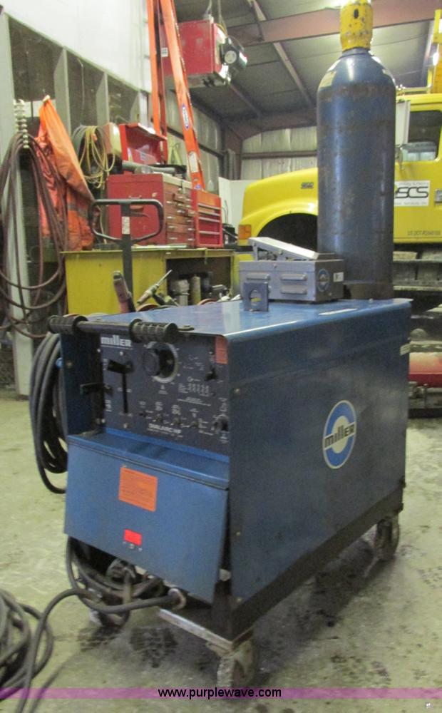 image for item AN9132 Miller Dialarch constant current tig/arc welder
