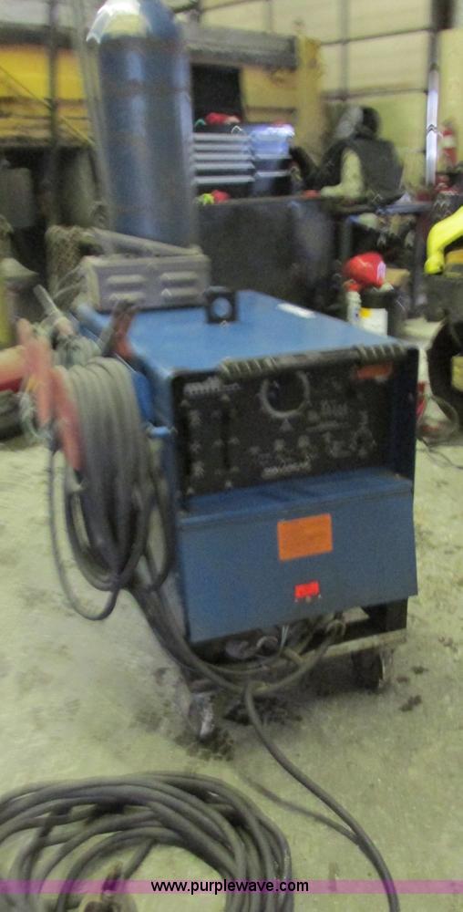 image for item AN9132 Miller Dialarch constant current tig/arc welder