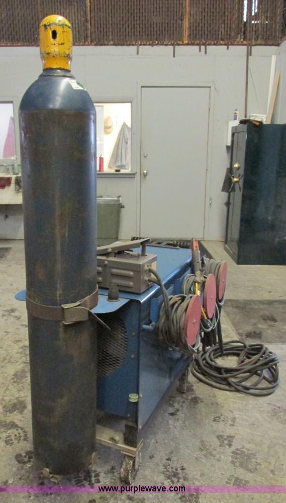 image for item AN9132 Miller Dialarch constant current tig/arc welder