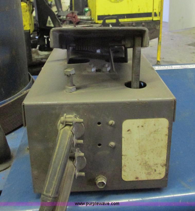 image for item AN9132 Miller Dialarch constant current tig/arc welder