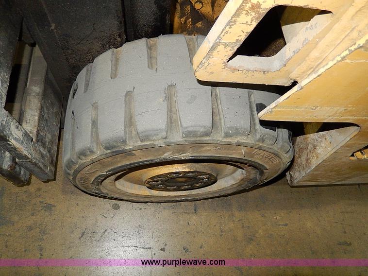 image for item AP9750 Caterpillar T50D forklift