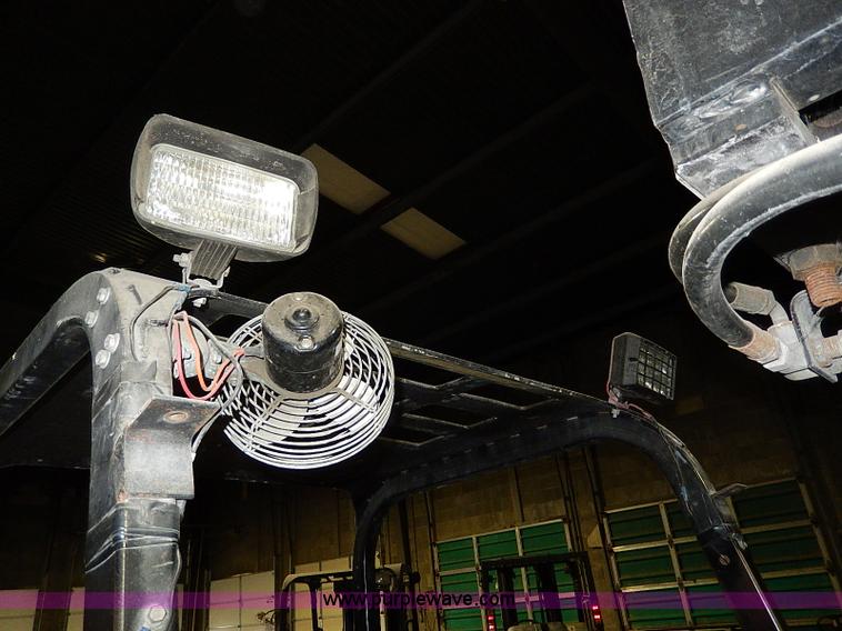 image for item AP9750 Caterpillar T50D forklift