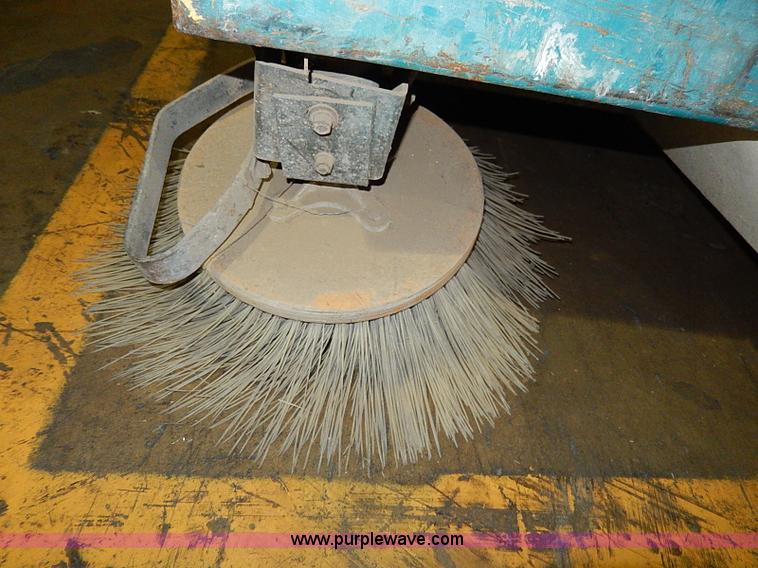 image for item AP9754 Tennant 220 floor sweeper