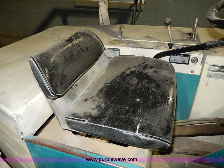 image for item AP9754 Tennant 220 floor sweeper