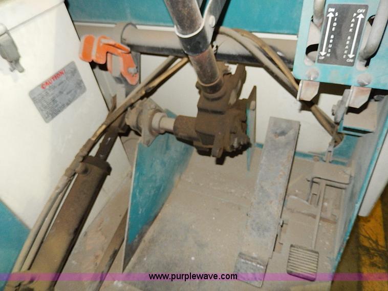 image for item AP9754 Tennant 220 floor sweeper