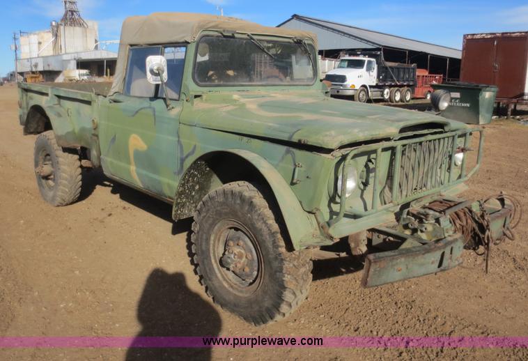 image for item C5403 1968 Jeep 1 1/4 ton truck