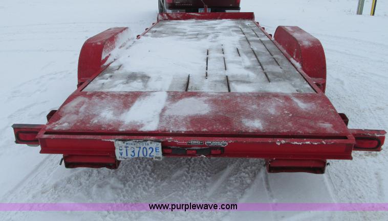 image for item E5239 2004 Mac-lander tandem axle car hauler trailer