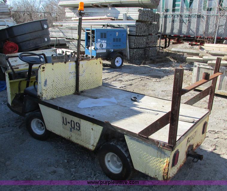 image for item F4841 1997 Ez-go Textron utility cart