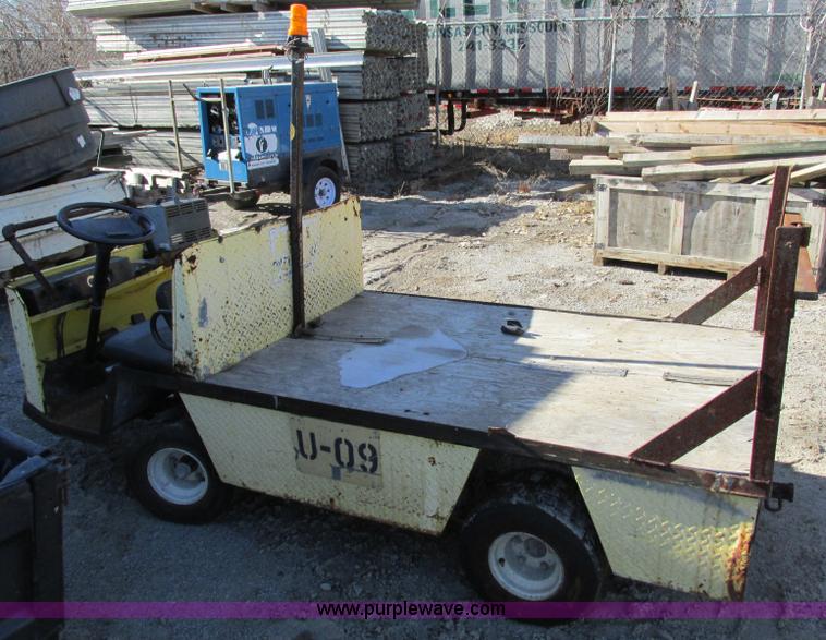 image for item F4841 1997 Ez-go Textron utility cart