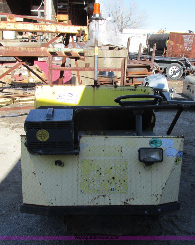 image for item F4841 1997 Ez-go Textron utility cart