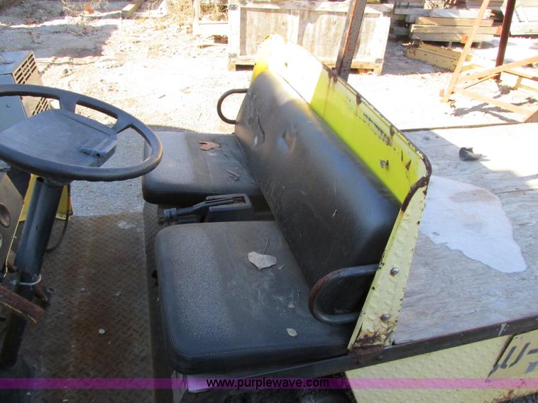 image for item F4841 1997 Ez-go Textron utility cart