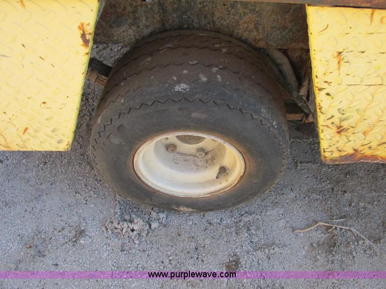 image for item F4841 1997 Ez-go Textron utility cart