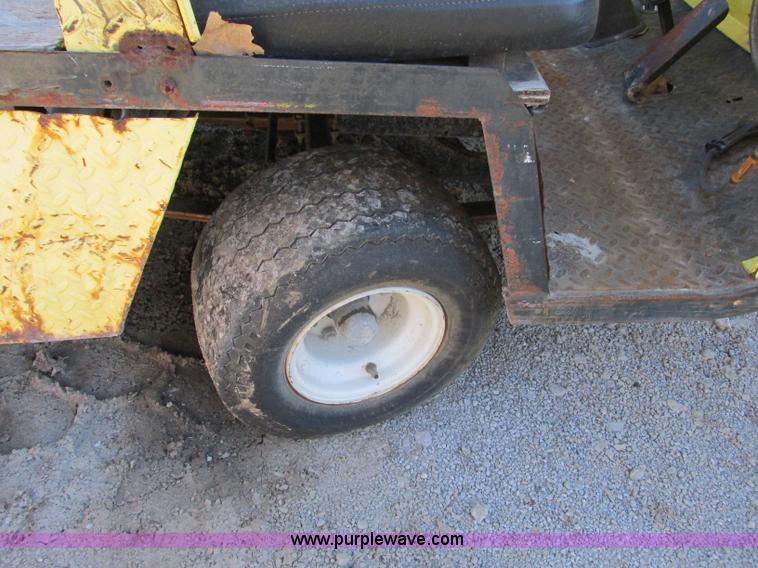 image for item F4841 1997 Ez-go Textron utility cart
