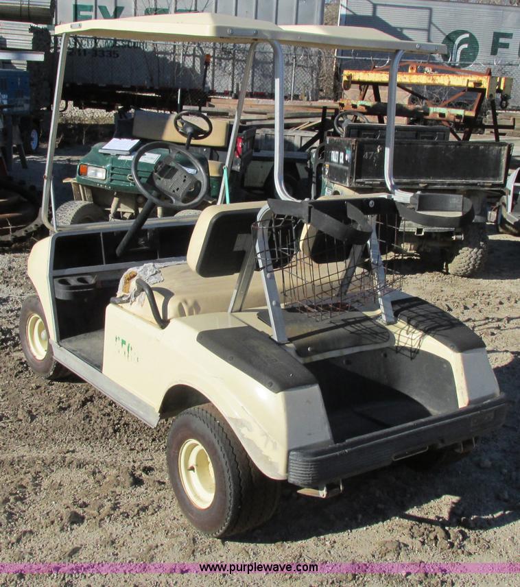 image for item F4847 1997 Club Car golf cart