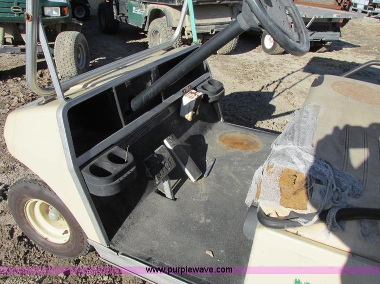 image for item F4847 1997 Club Car golf cart