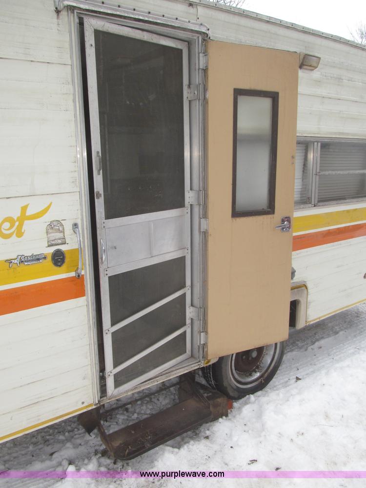 image for item F7222 1977 Coachman Cadet camper