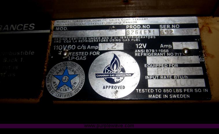 image for item F7222 1977 Coachman Cadet camper