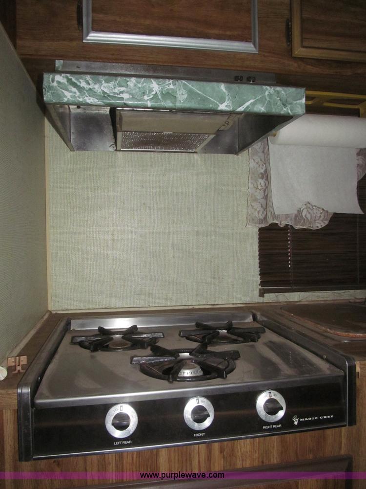 image for item F7222 1977 Coachman Cadet camper