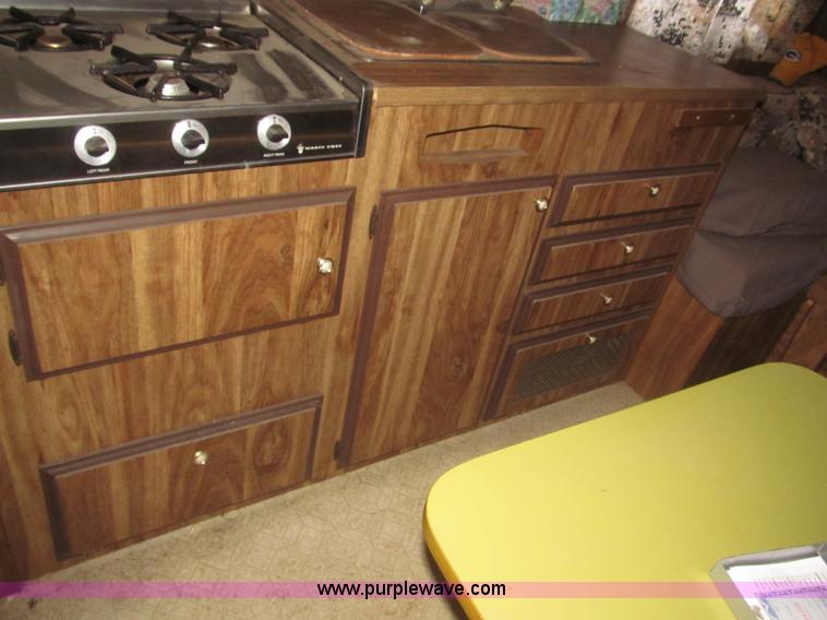 image for item F7222 1977 Coachman Cadet camper