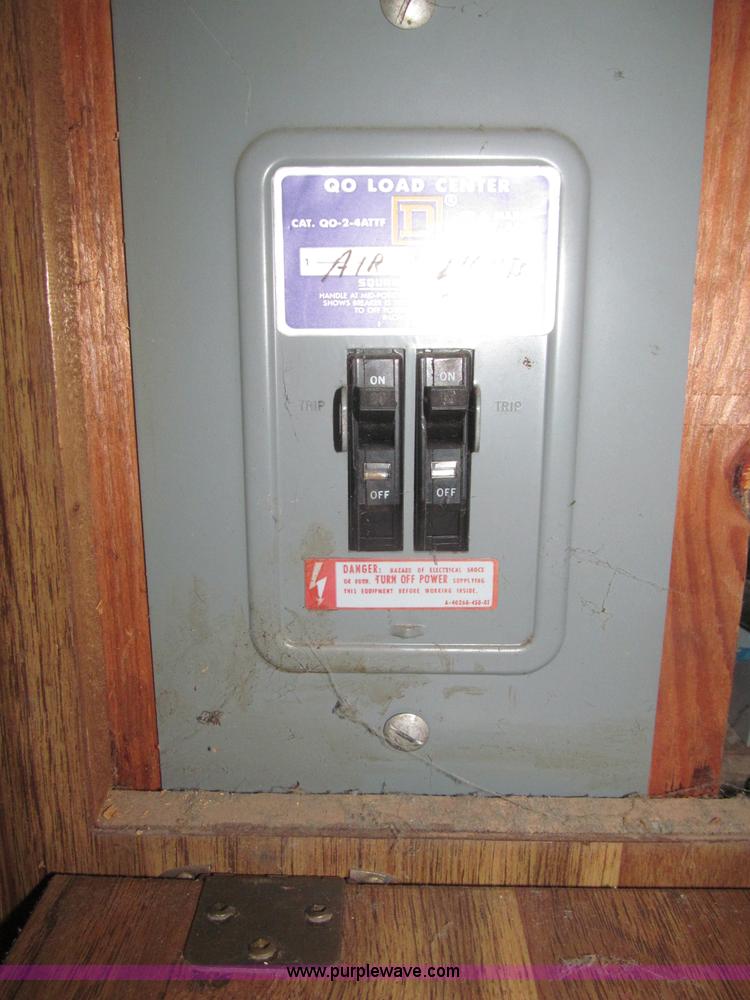 image for item F7222 1977 Coachman Cadet camper